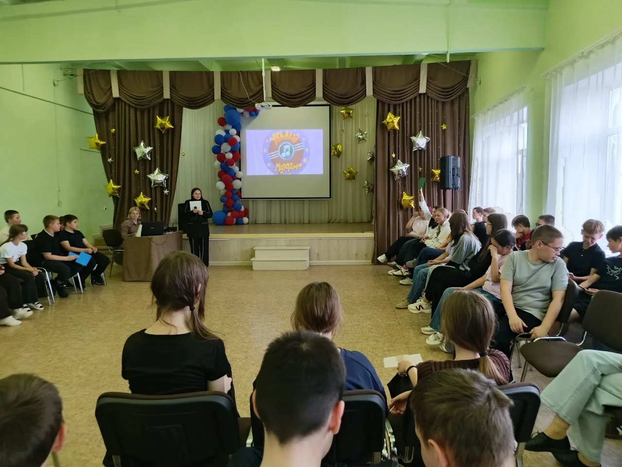 🎶Сегодня в нашей школе прошел захватывающий музыкальный батл «Угадай мелодию».