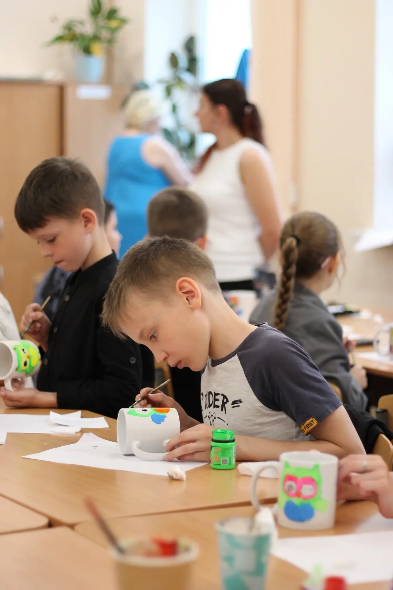 🎨 Творчество на каникулы: мастер-класс в 3 «Е» классе  Сегодня, в последний учебный день перед долго