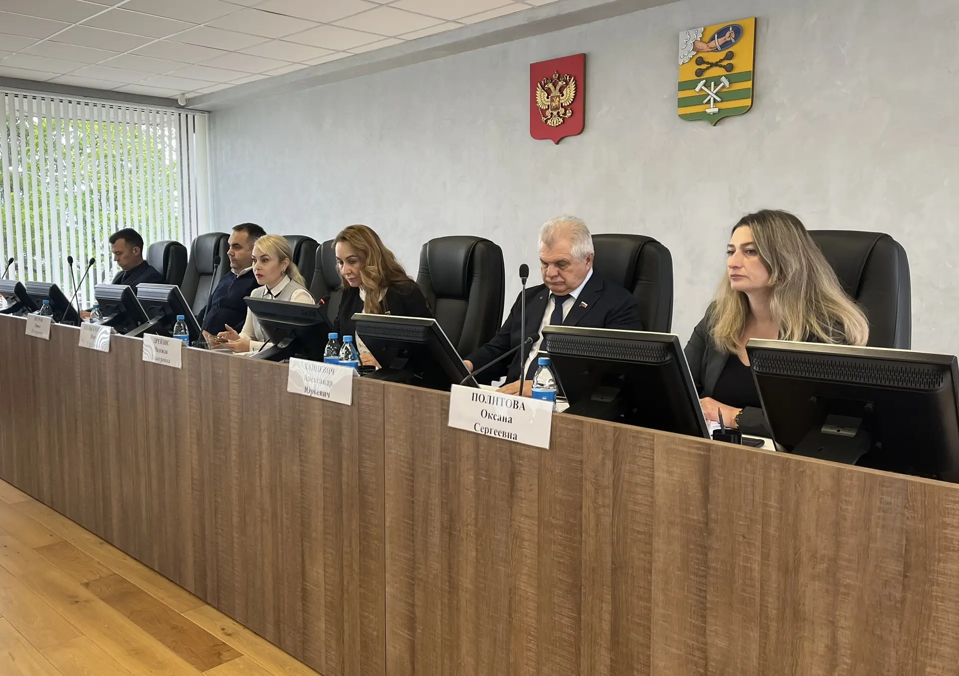 Сегодня на сессии Петросовета депутаты рассмотрели ряд важных вопросов и поддержали наш...