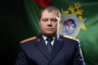 Поздравление руководителя следственного управления В.Д. Зудермана с Днем России

Уважаемые коллеги, 