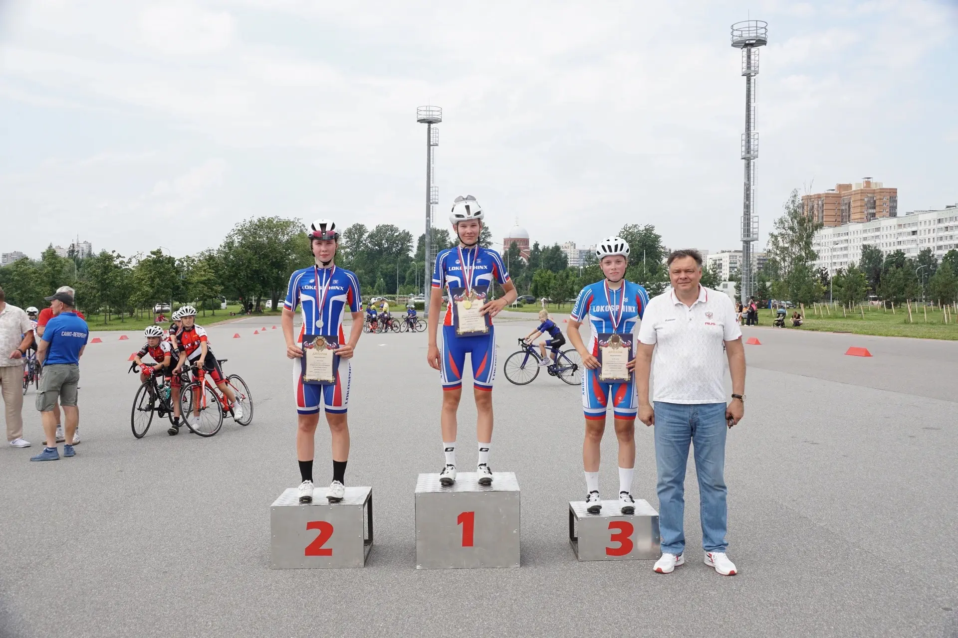 🏆 Подводим итоги Первенства Санкт-Петербурга по велоспорту на шоссе (гонка Критериум) ...