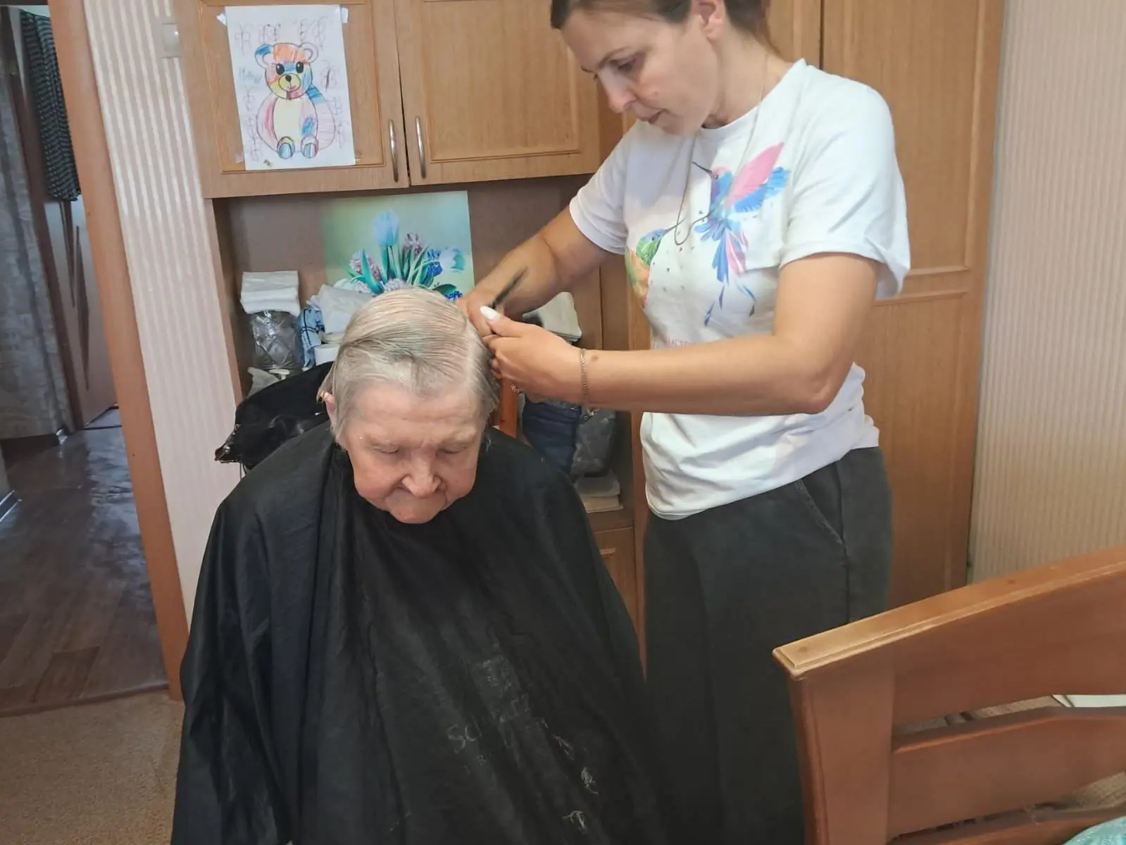 ✂️ Социальная парикмахерская на дому — забота о маломобильных гражданах