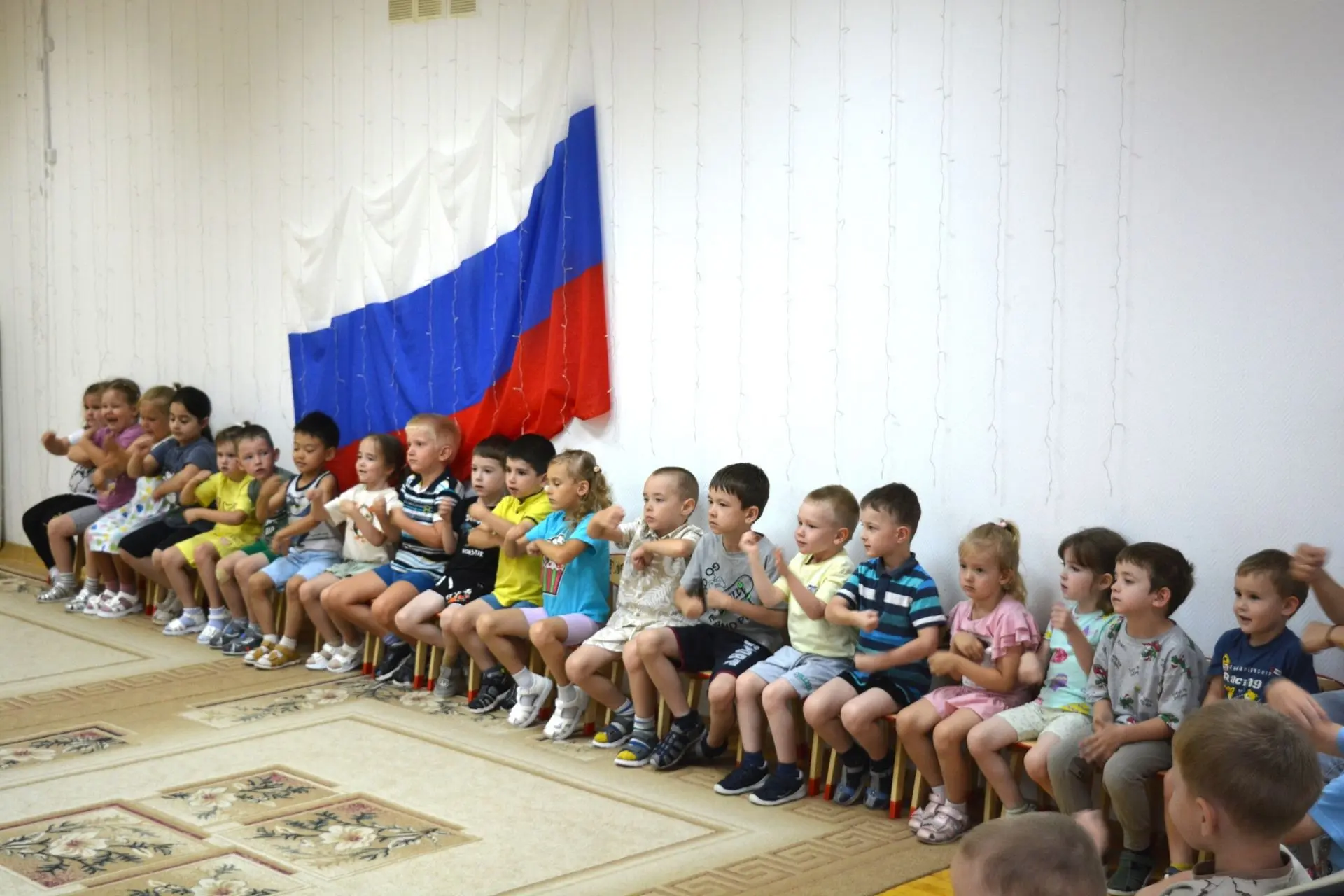 🎉 День дружбы народов Ульяновской области— праздник тепла и единства! 💛