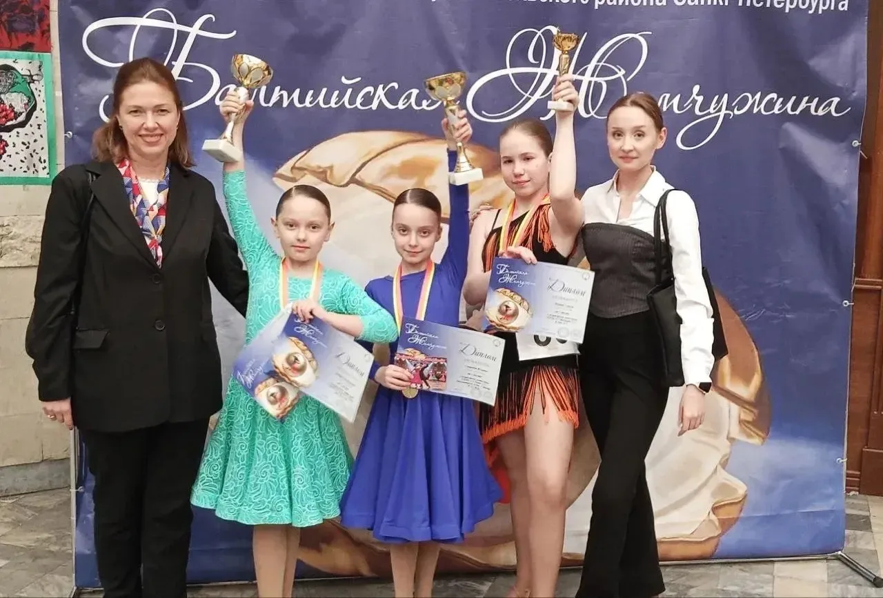 «Глория» покорила «Балтийскую жемчужинку»!🌟   🌸8 Марта коллектив бального танца «Глория» (руководите