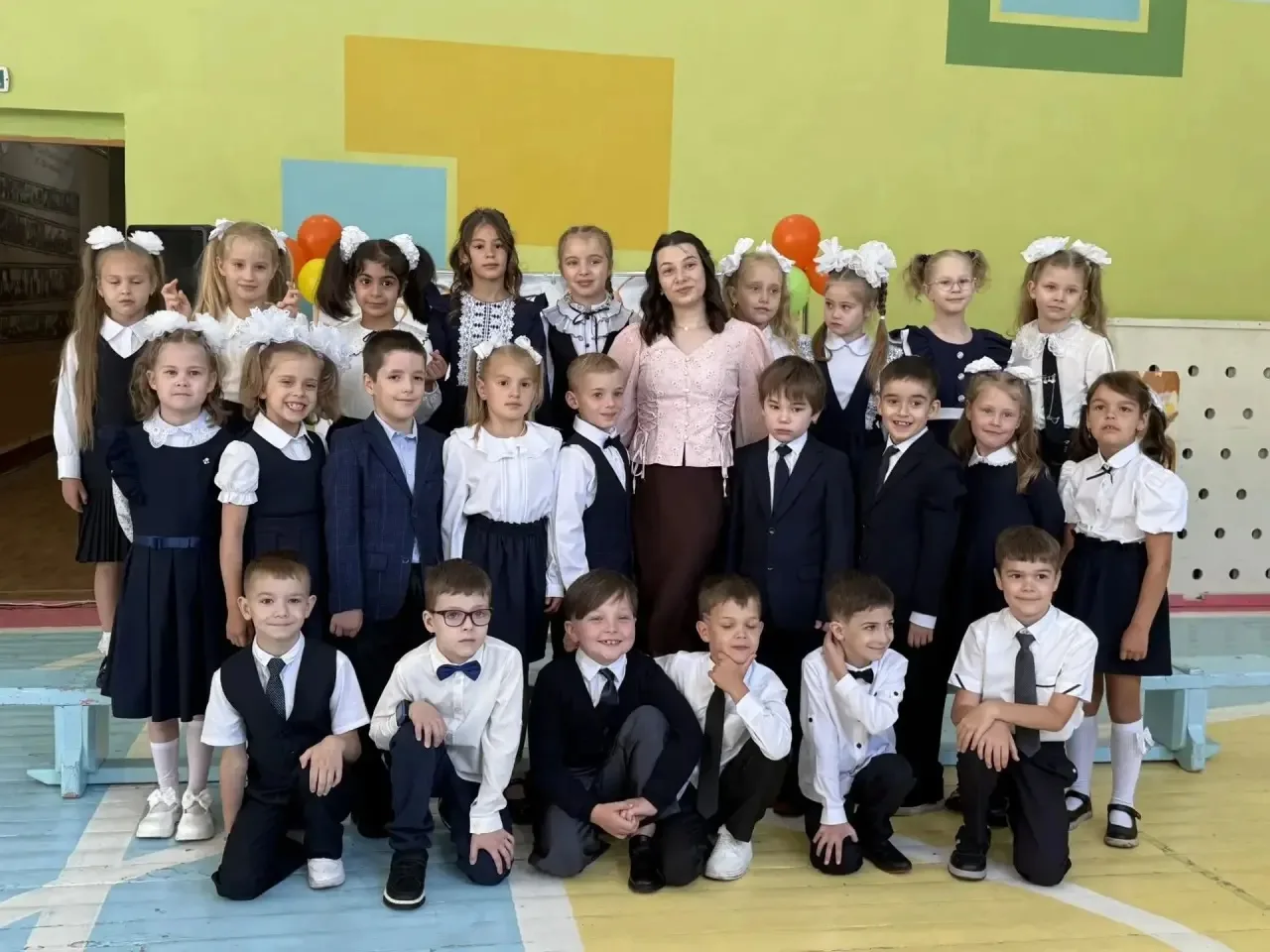 Снова в школу: наши маленькие герои готовы к большим открытиям! 🌟