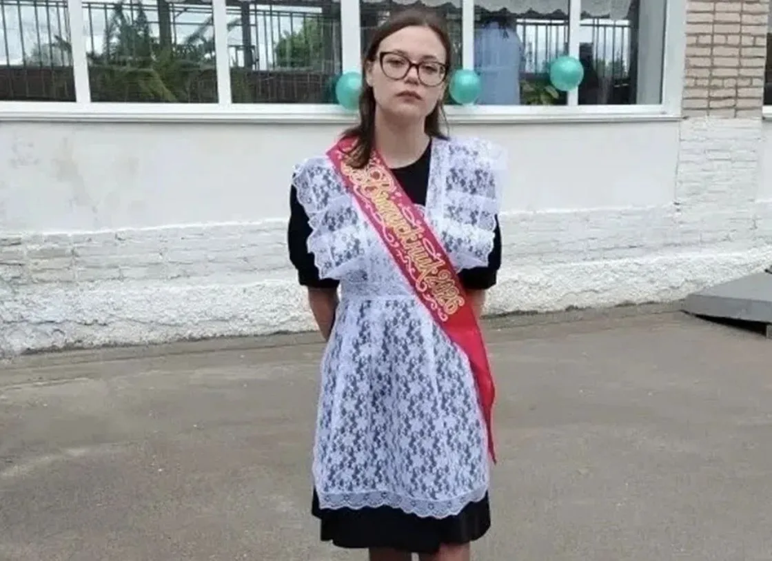 👍 Александра Овчинникова, ученица Духовщинской школы, сдала ЕГЭ по литературе на 94 ба...
