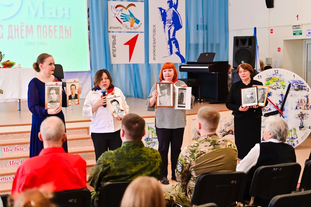 🎖 Литературный фестиваль к Дню Победы. В нашей гимназии состоялся литературный фестиваль, посвящённы
