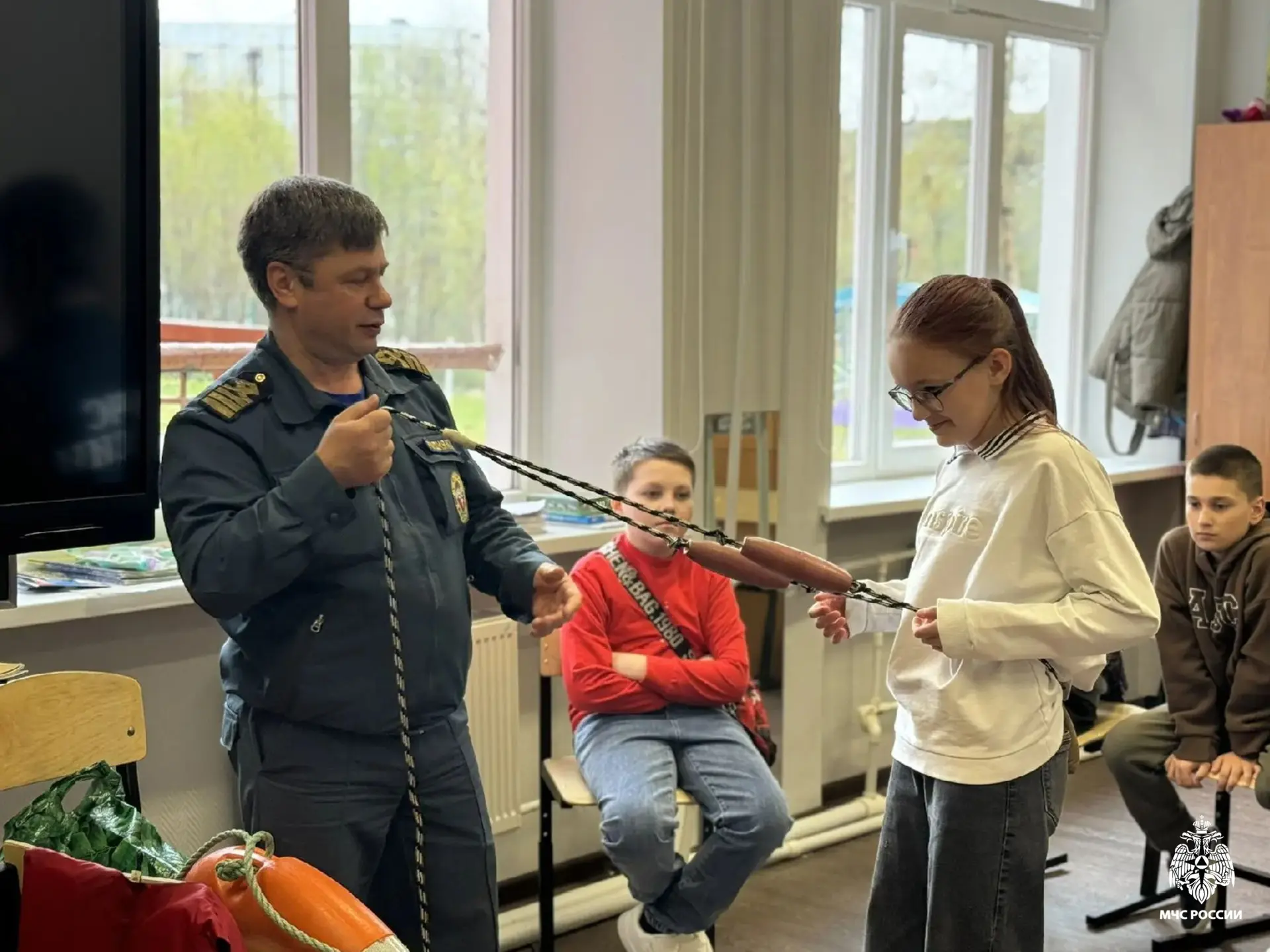 Безопасное лето: в Заполярье проходит Всероссийская акция «Мои безопасные каникулы»