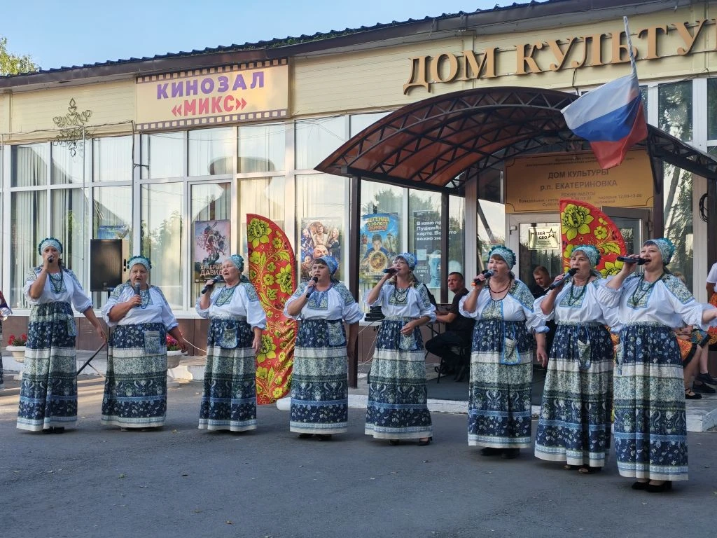19 августа, Яблочный Спас - праздник щедрого лета и урожая.