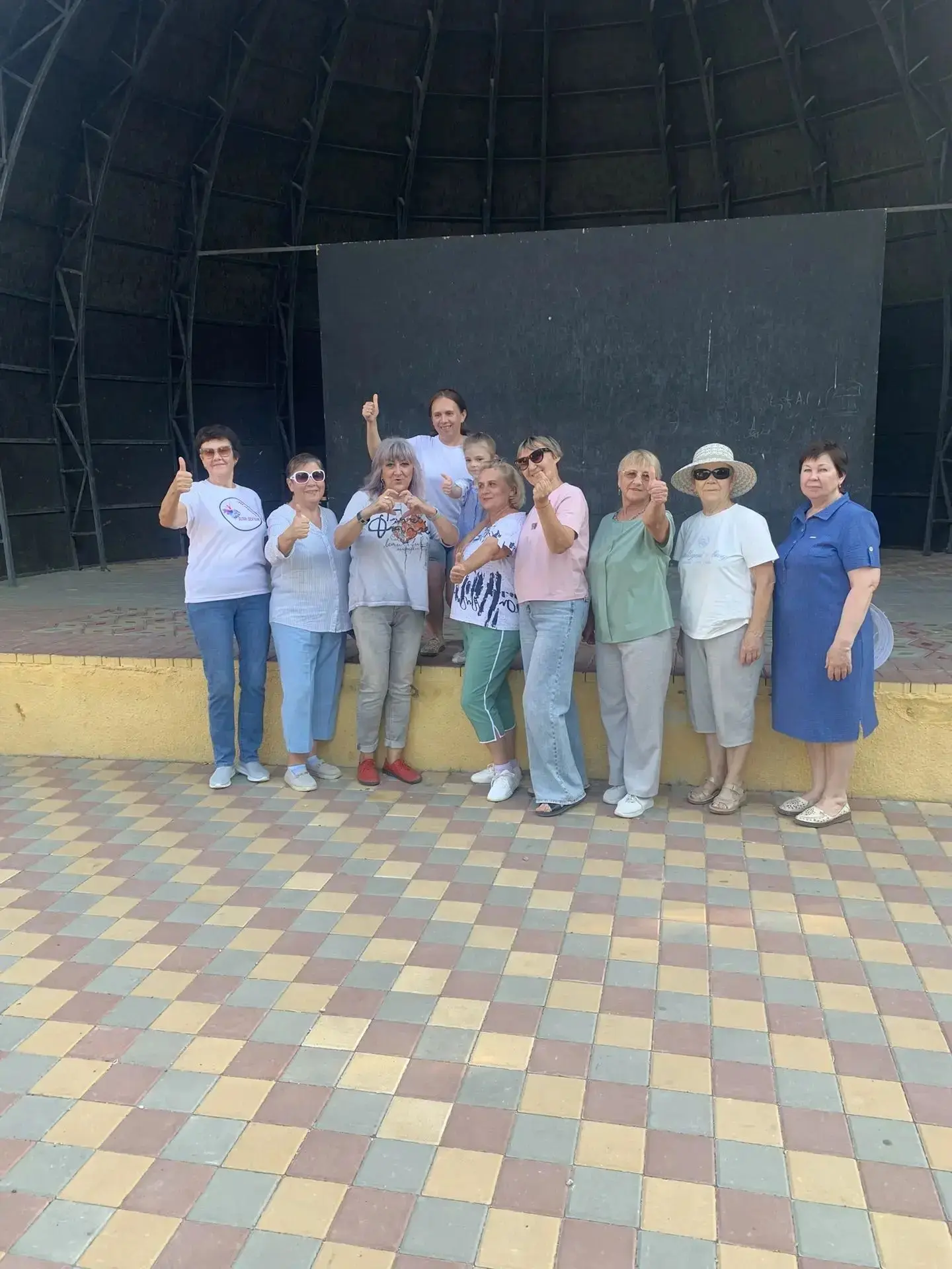 💃23 августа на летней эстраде городского парка «Торгун» прошел мастер-класс по линейны...