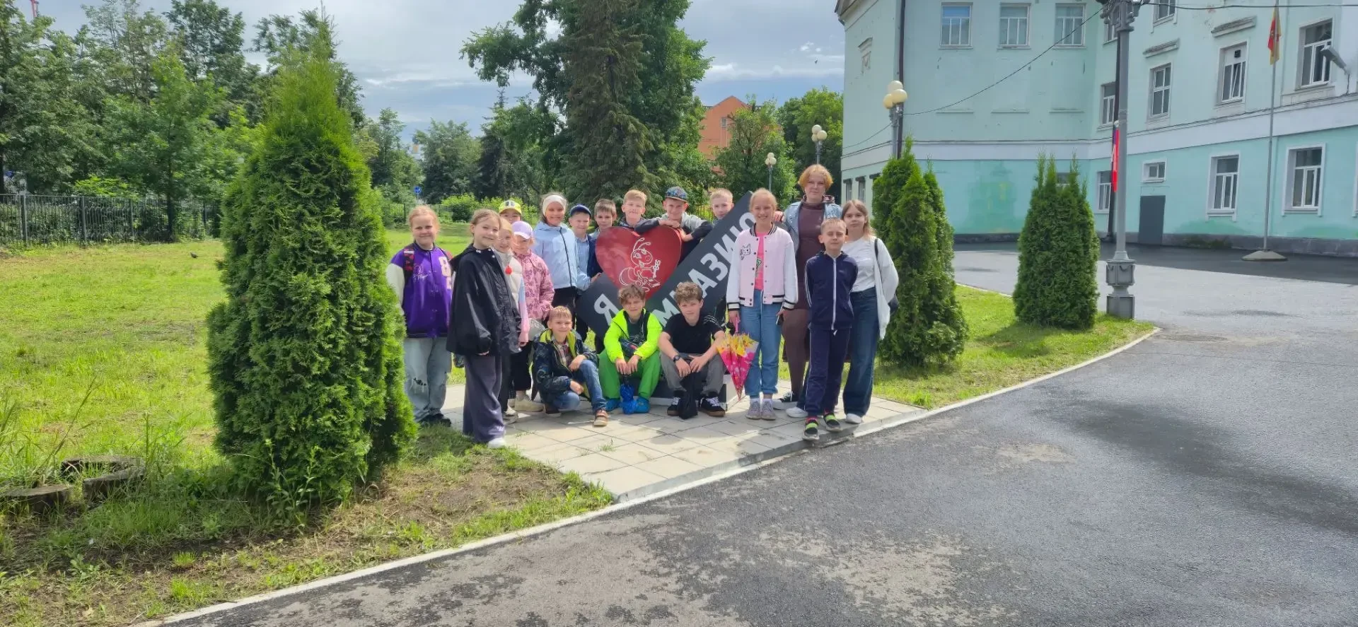 Вот и подошёл к концу ещё один удивительный сезон в детском лагере «Солнышко»! Дни, наполненные смех