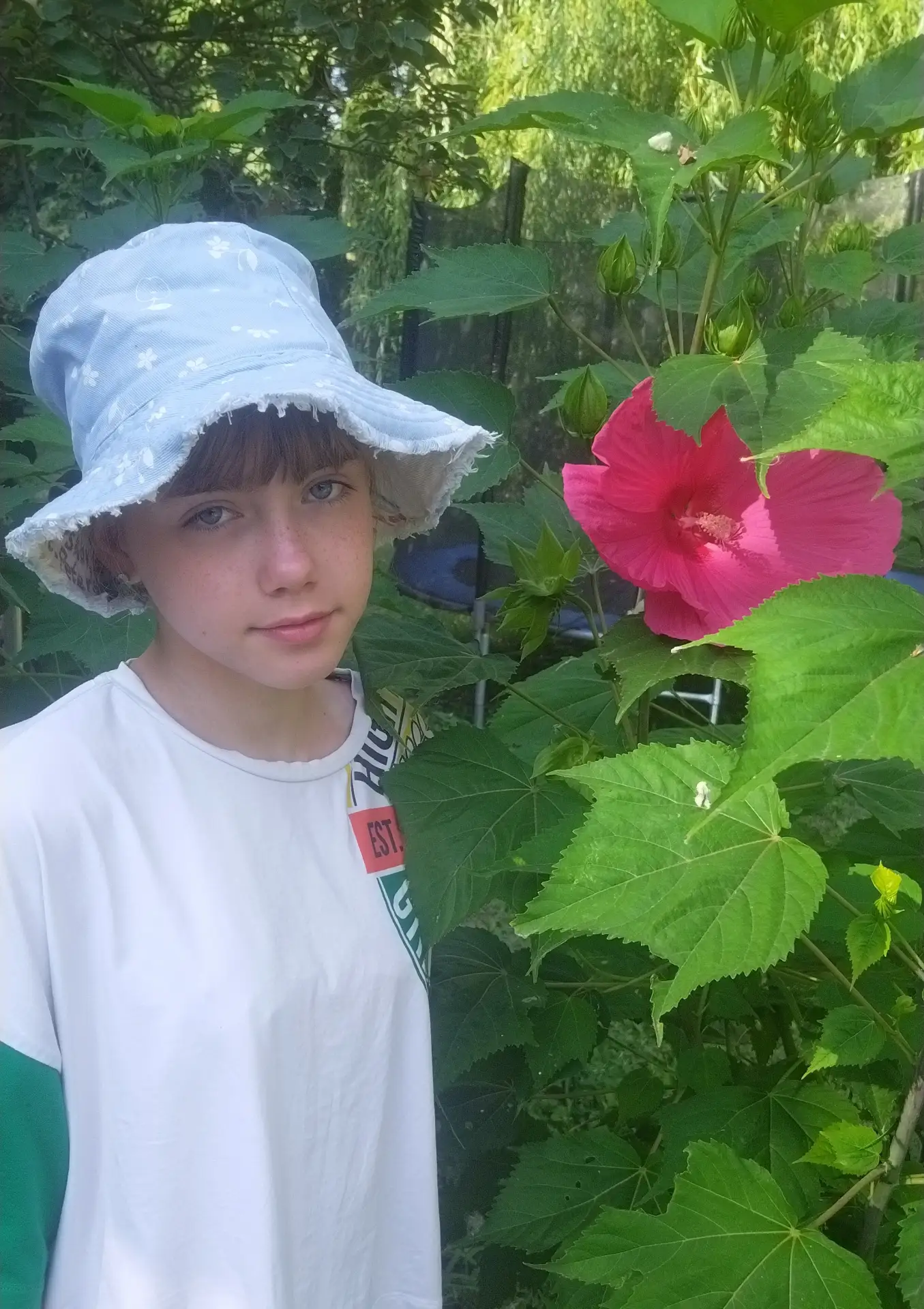 Привет, школа!👋

«Этим летом я побывала в Астрахани, – написала нам Юлия, ученица 6 «К» класса Школ