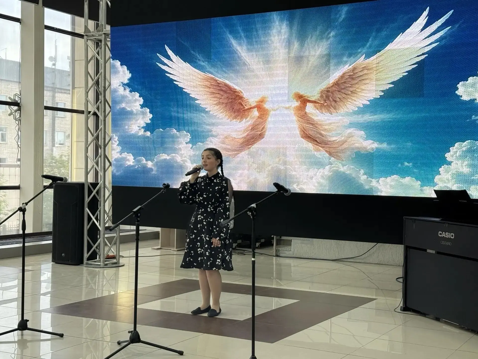 Вчера, 3 июня, в день рождения Владимира Фёдоровича Хохолкова, мы собрались в Центре ку...
