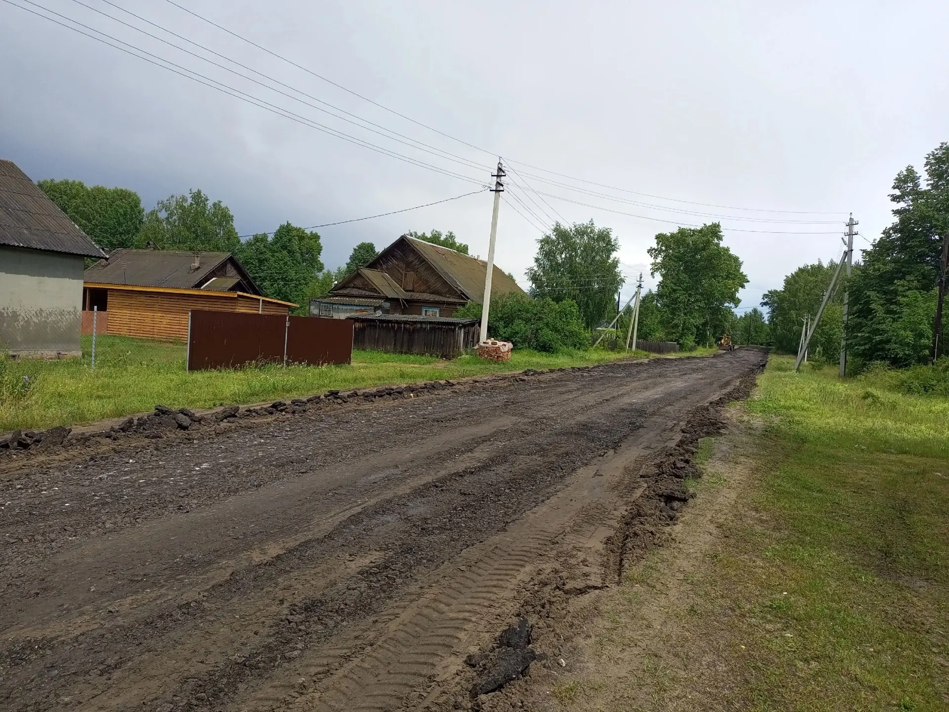 🚧В рамках проекта инициативного бюджетирования «Вам решать!» в рабочем поселке Сява приступили к ре