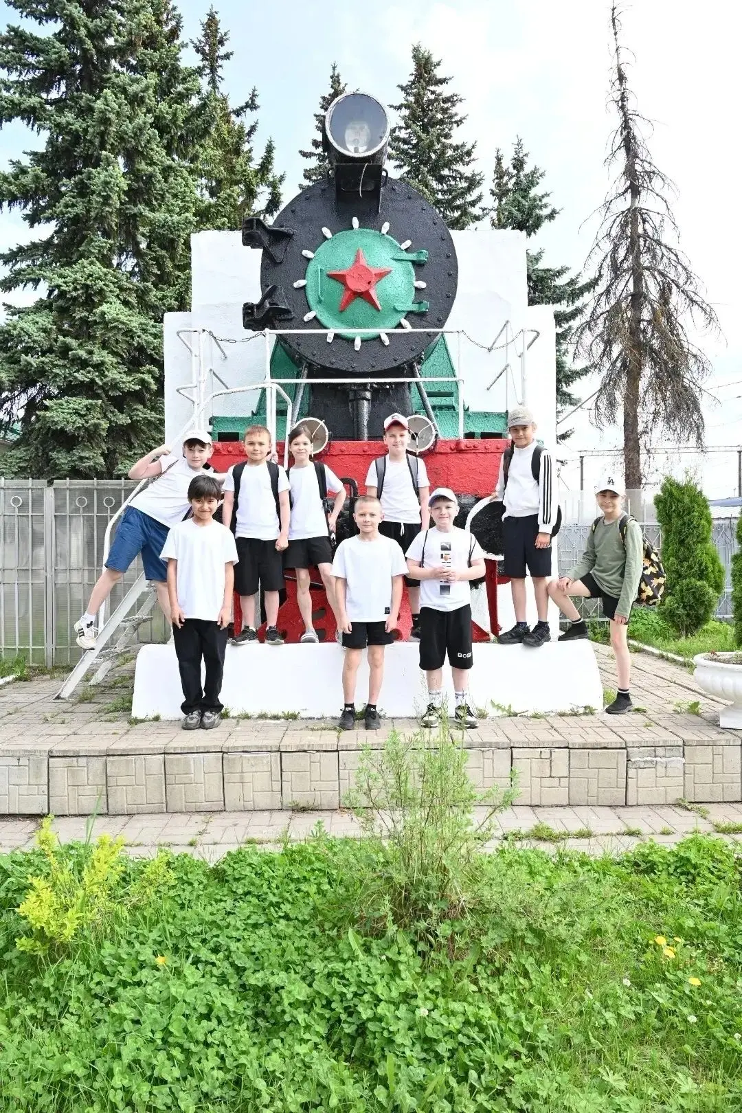 💥 Ученики 3«В» класса приняли активное участие в туристическо-краеведческом слёте «Орлята России».💥 