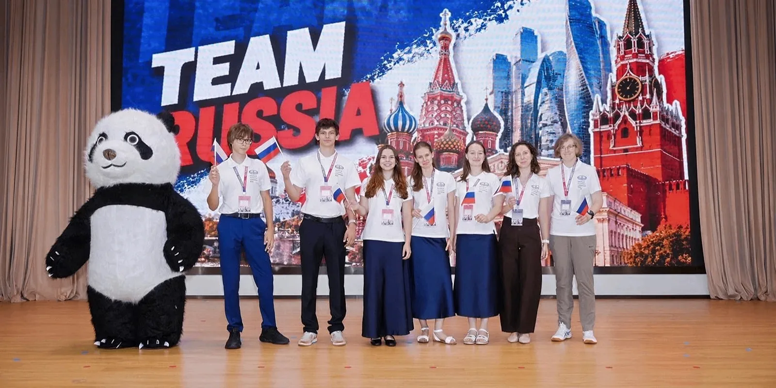 🎓 Спортивные и интеллектуальные победы москвичей
Московские школьники и спортсмены продолжают радов