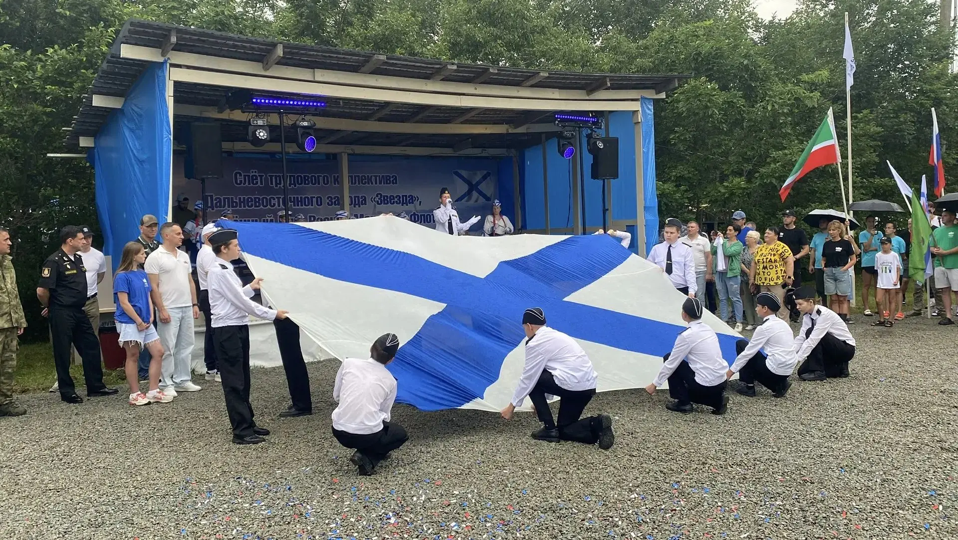 🇷🇺Дорогие моряки и ветераны Военно-Морского Флота!

Поздравляем вас с Днём Военно-Морского Флота! 
