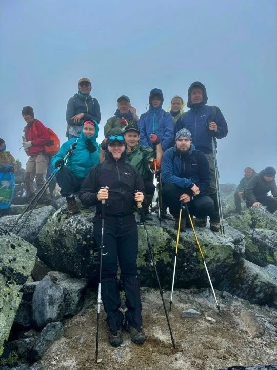 🏔Сдвинули «Горизонт» до самого Урала!

300 километров, 2 недели, 2 стихии и 2 турклуба из Ханты-Ман