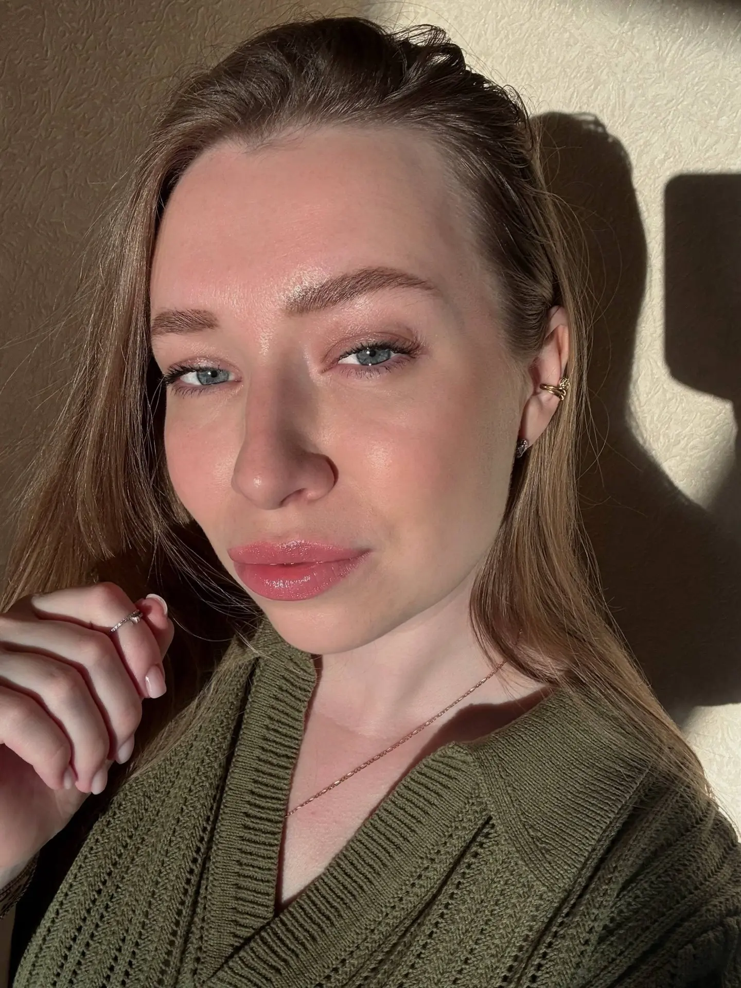 Это моя вторая палетка для глаз от Romanovamakeup, и она вау!

Моя новая палетка в коричневых тонах 