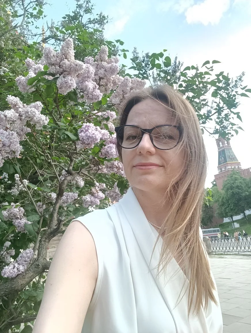 Знаете, что я заметила? 

Нас на самом деле изматывают не проблемы, а фоновое внутреннее напряжение.