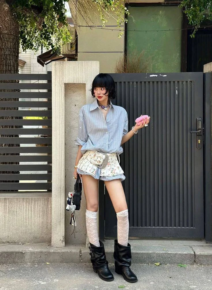 🇰🇷 Подборка корейских слов: Тема «Музыка и K-pop»

• 노래 [Норэ] — Песня
• 춤 [Чхум] — Танец
• 가수 [Ка