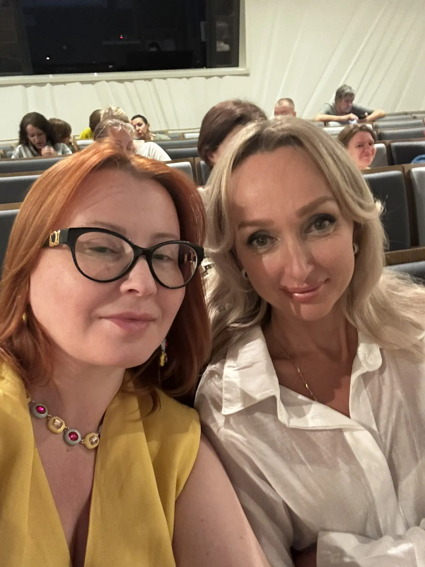 С подругой в Зарядье))🎹🎻