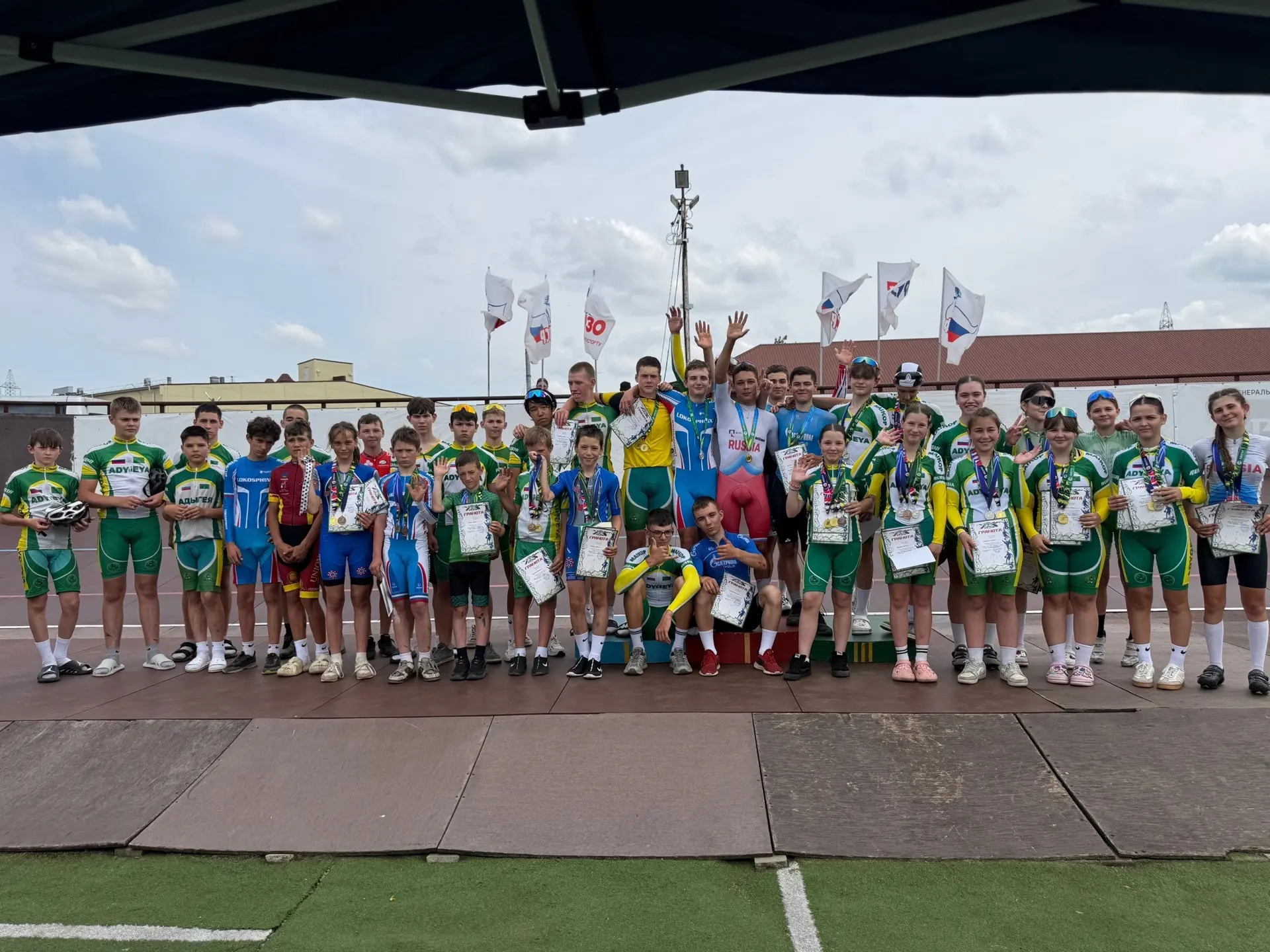 🚴Сила, скорость и характер на треке Адыгеи!

9-10 июня на велотреке прошло Первенство Республики Ад