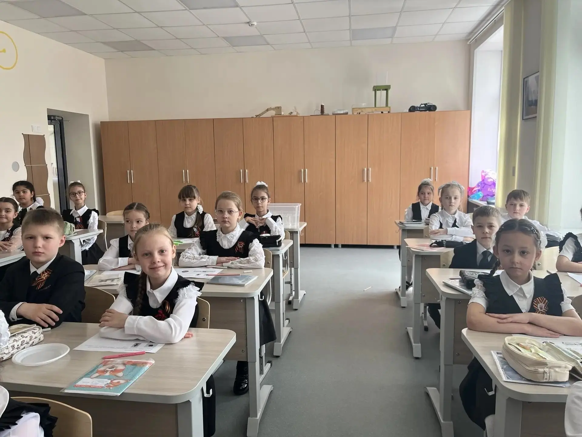 Символ Великой Победы!🇷🇺 Георгиевская лента символизирует подвиг советских солдат и напоминает о вел