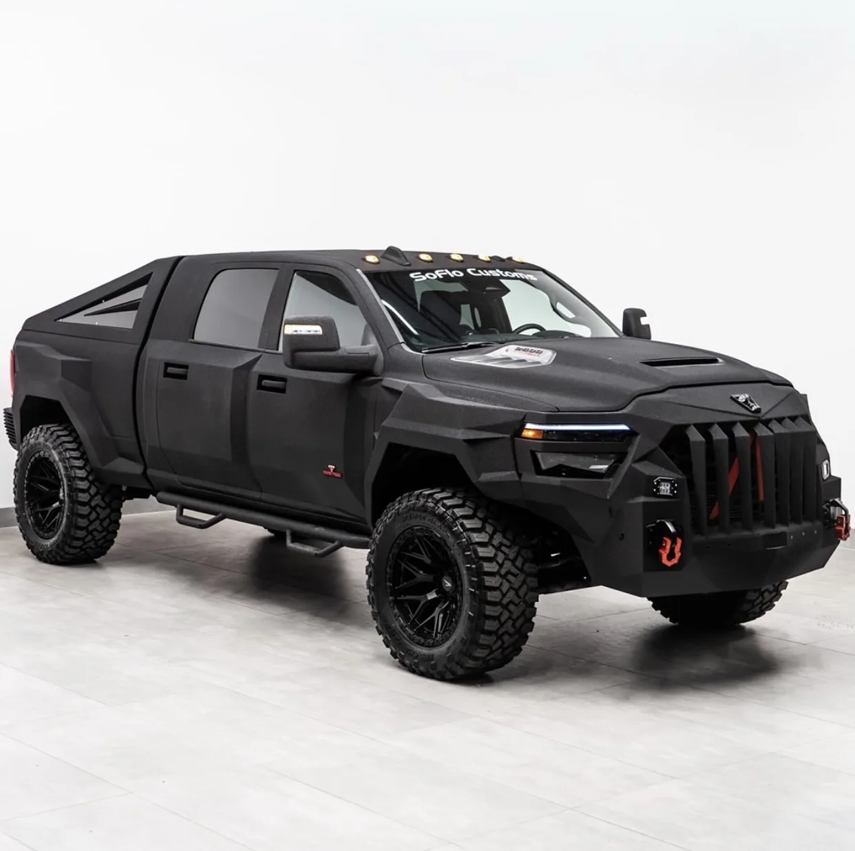 Super Truck HD от Apocalypse

Этот невероятно прочный грузовик оснащен мощным 6,7-литровым турбодизе