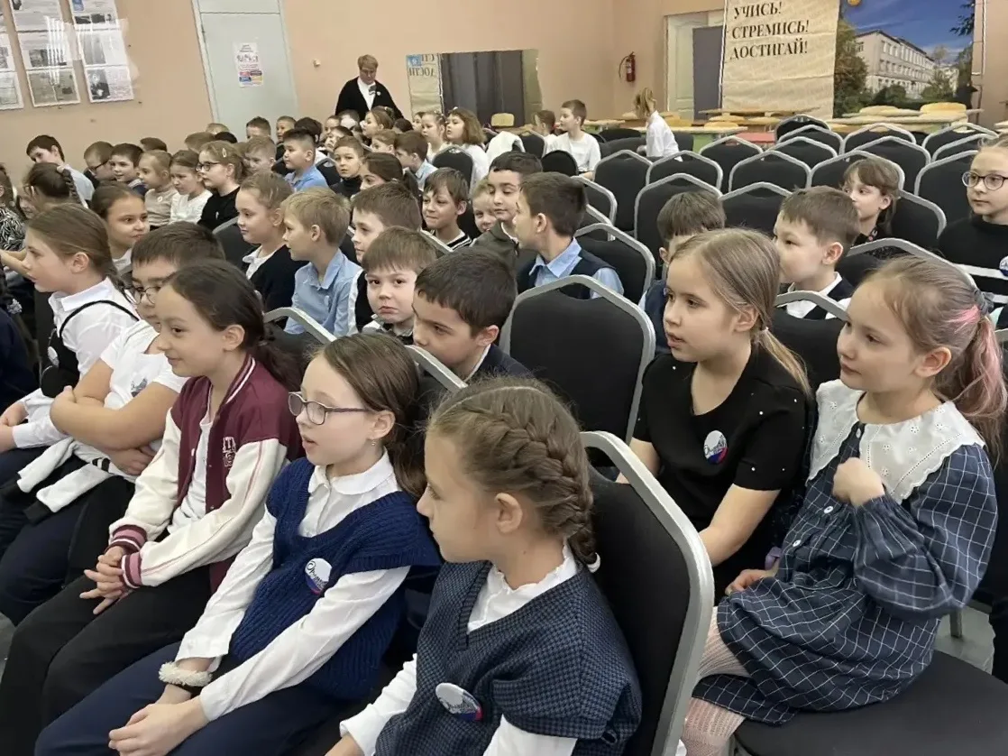 🇷🇺ОРЛЯТА РОССИИ🇷🇺  Внимание всем, всем, всем!  18 февраля в нашей школе прошло важное событие — торж