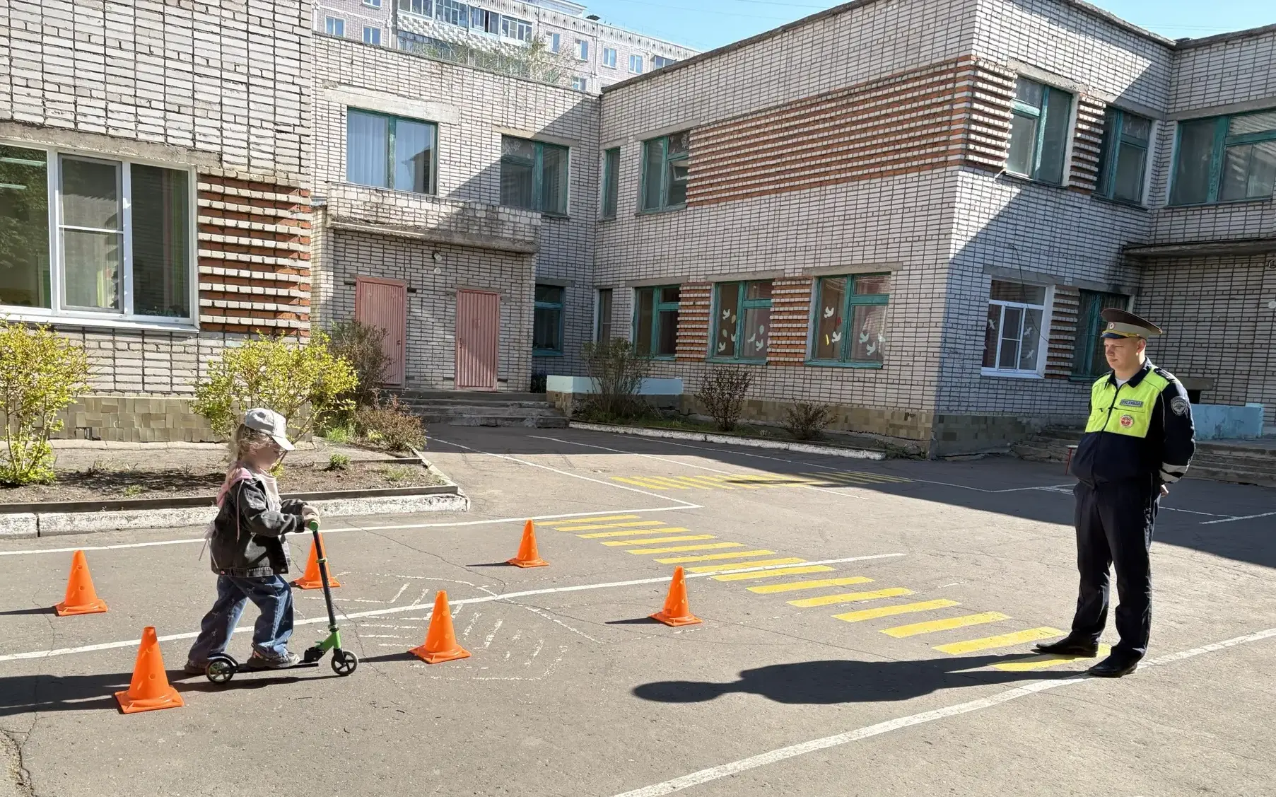 Приключение на дорогах нашего Детского сада! 
В нашем детском саду сегодня царила атмосфера настояще