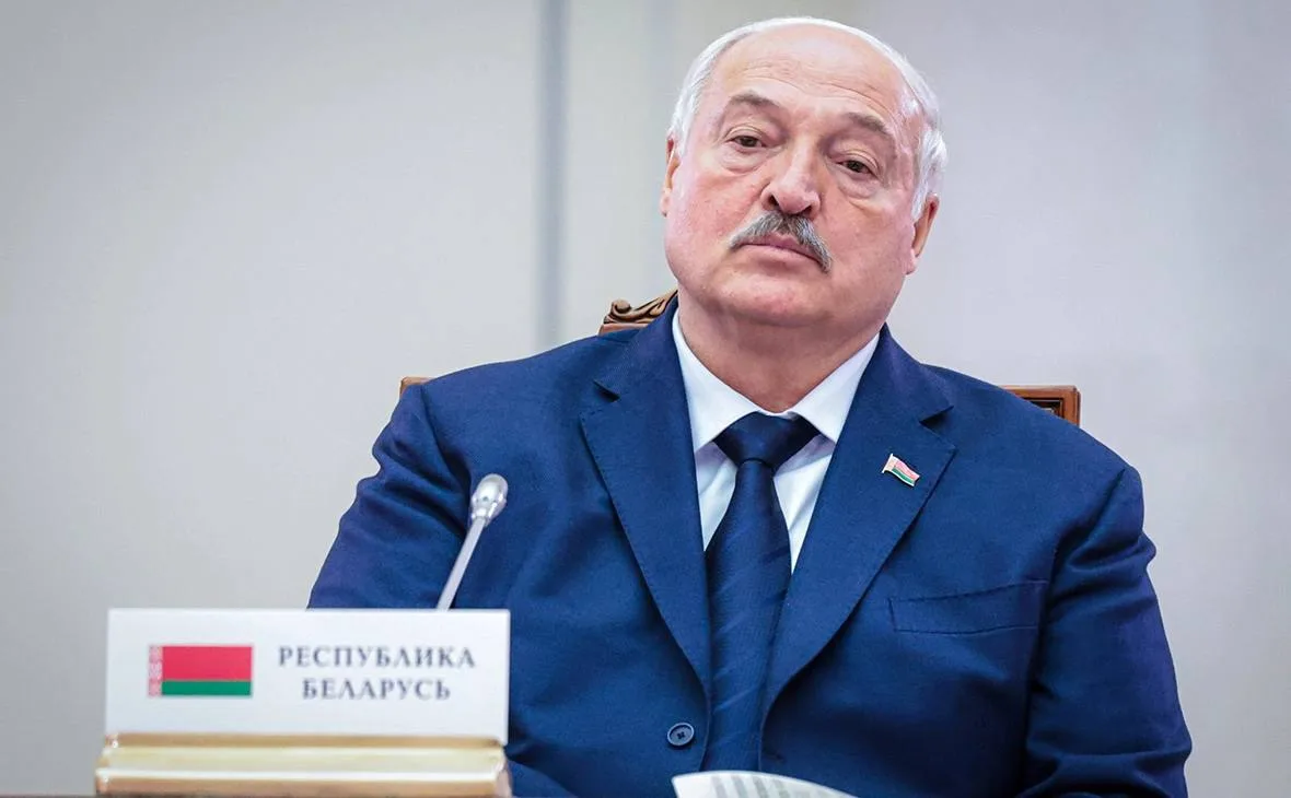 🗣 Лукашенко поручил запретить поездки детских групп за границу без госнадзора

Александр Лукашенко 