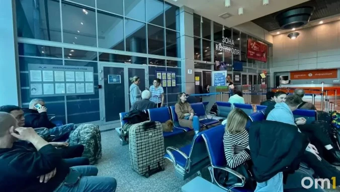 ✈️  Рейс из Омска в Сочи задержали на 30 часов