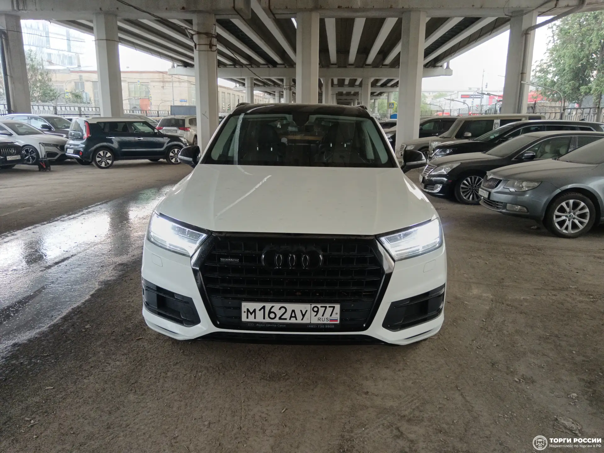 Транспортное средство. Модель: AUDI Q7. Тип КПП: АКПП. VIN XW8ZZZ4M8HG000690. Гос. номе...