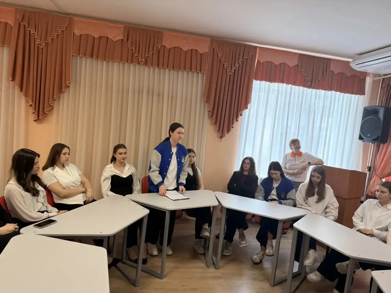 📽️«Что он искал? Совесть.»  🤝Сегодня, для учащихся 10-11 классов МОУ СШ № 101, прошел Круглый стол «