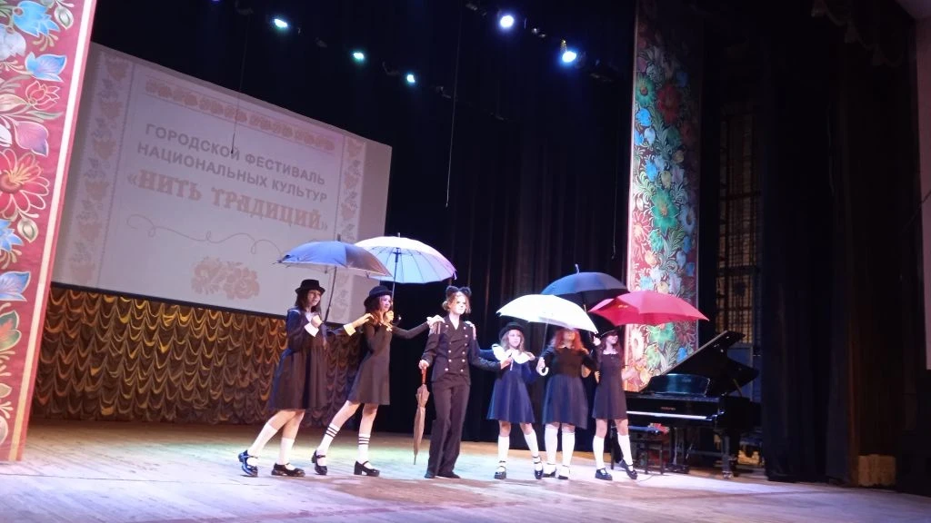 🎭1-го марта в стенах ДК "Крылья Сибири" состоялся традиционный городской фестиваль искусств "Нить тр