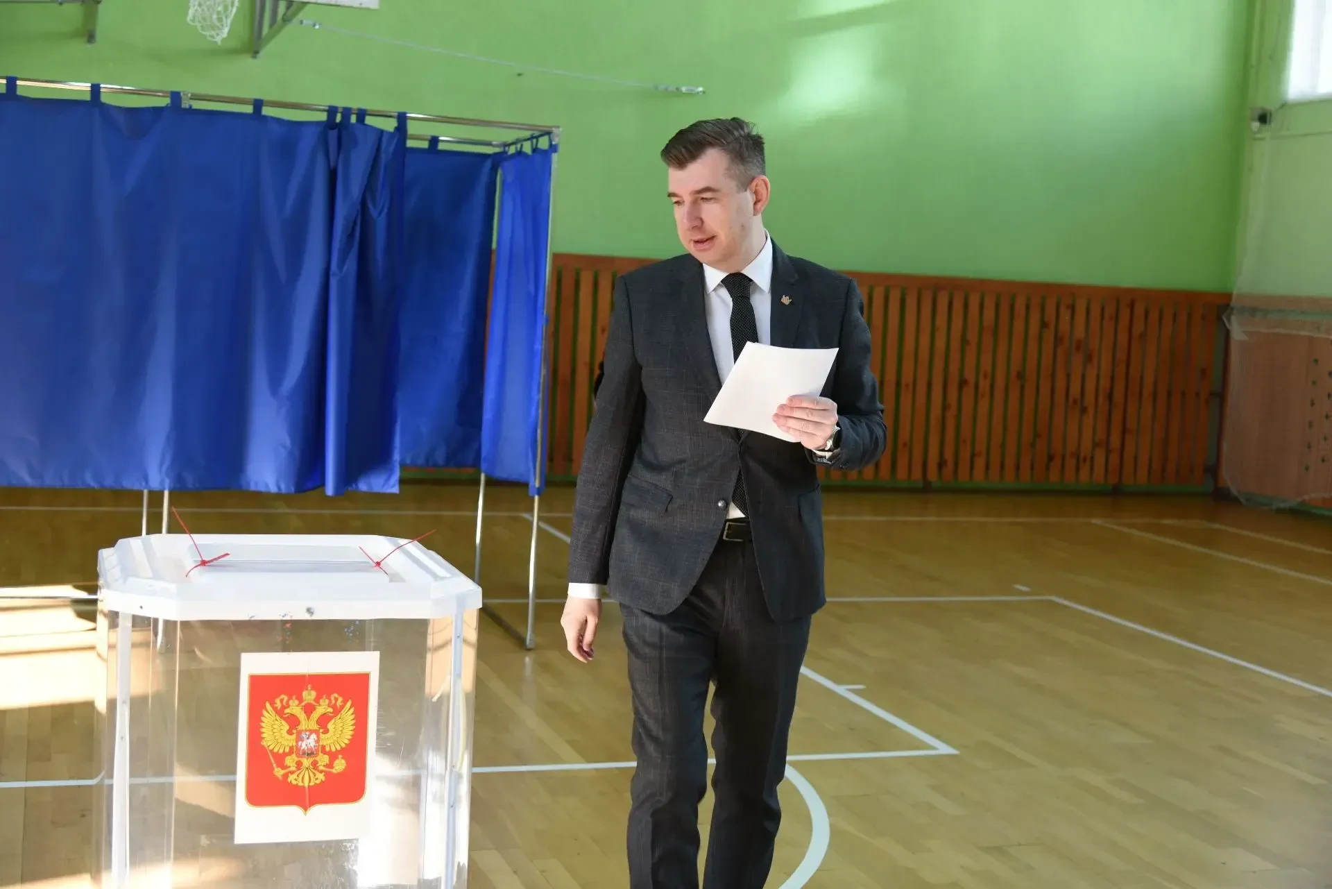 Первый зампред правительства Воронежской области проголосовал на выборах в Госдуму