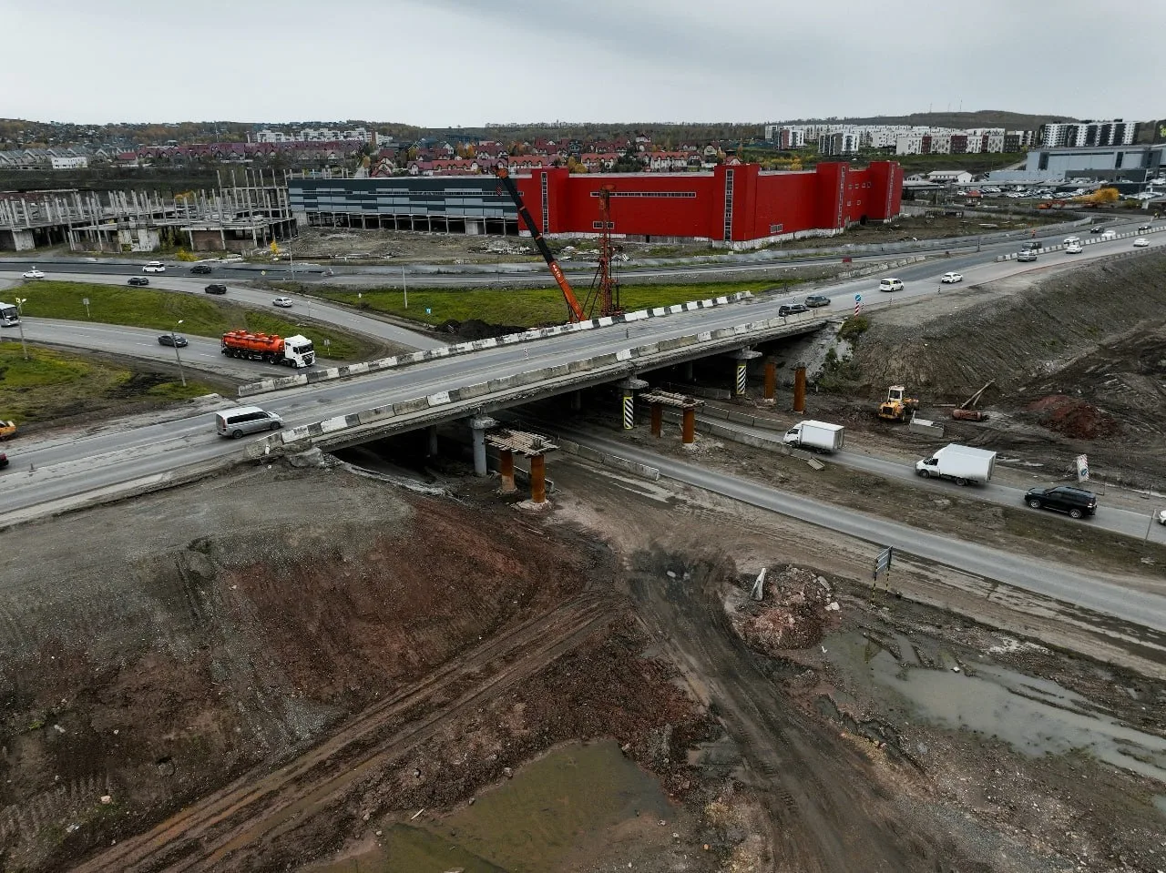 🚘  С 26 октября закроют движение по путепроводу через пр.Котельникова