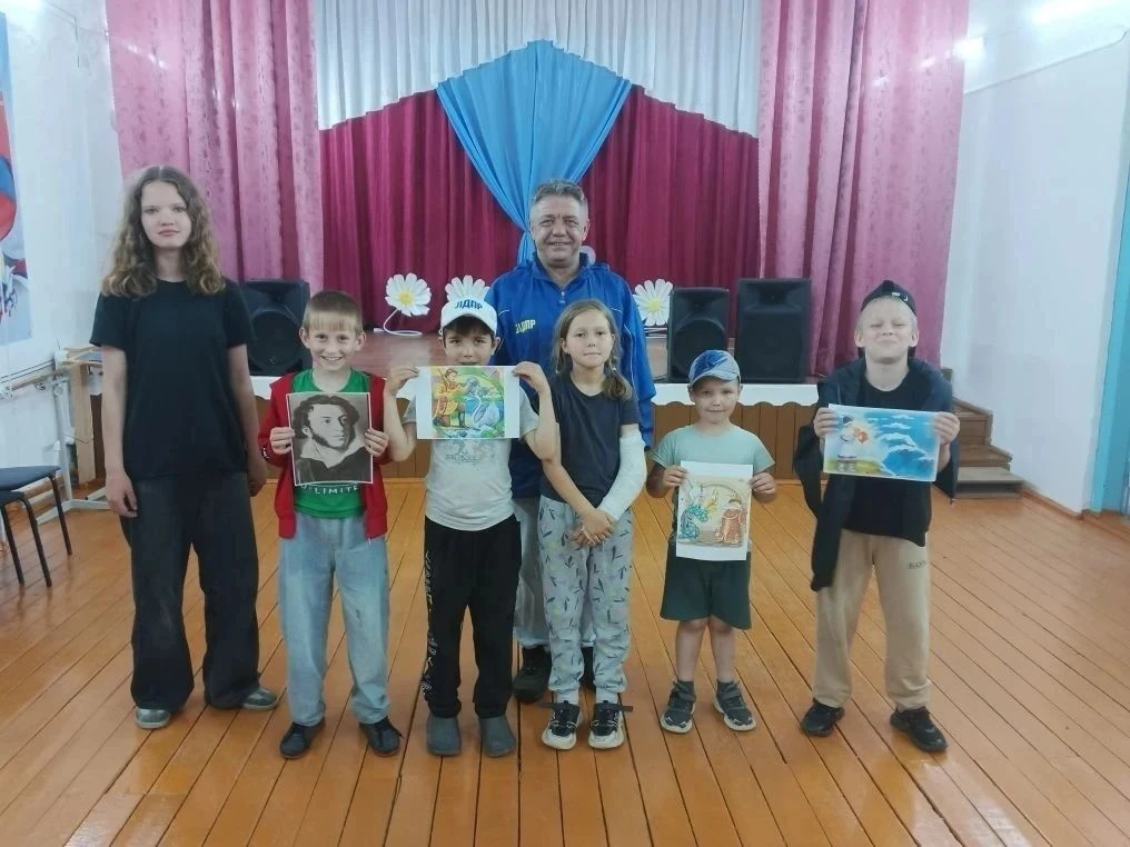 📖 Наследие классика: ЛДПР провела Пушкинский урок для детей в Кетовском округе

В День русского язы