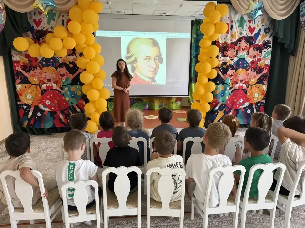 🎵 Знакомство с великим Моцартом в группе «Букварики» (Романовская, 9)