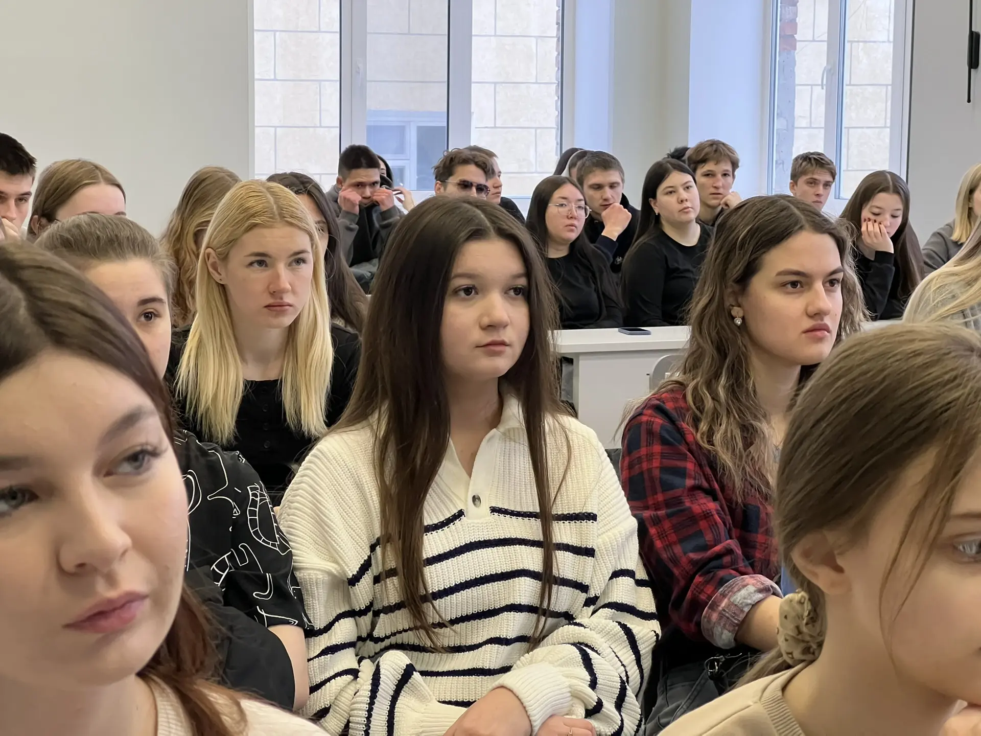 🎓🌟 День «Академии сервиса» в Оренбургском ГАУ  Студенты выпускных курсов Академии сервиса посетили О
