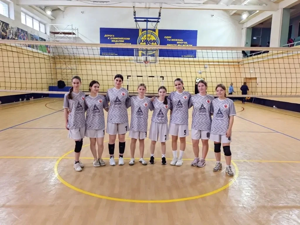 🏆 СПОРТИВНАЯ ГОРДОСТЬ ГИМНАЗИИ: СЕРЕБРО ШКОЛЬНОЙ ЛИГИ!  6 месяцев, 10 школ и более 550 участников — 