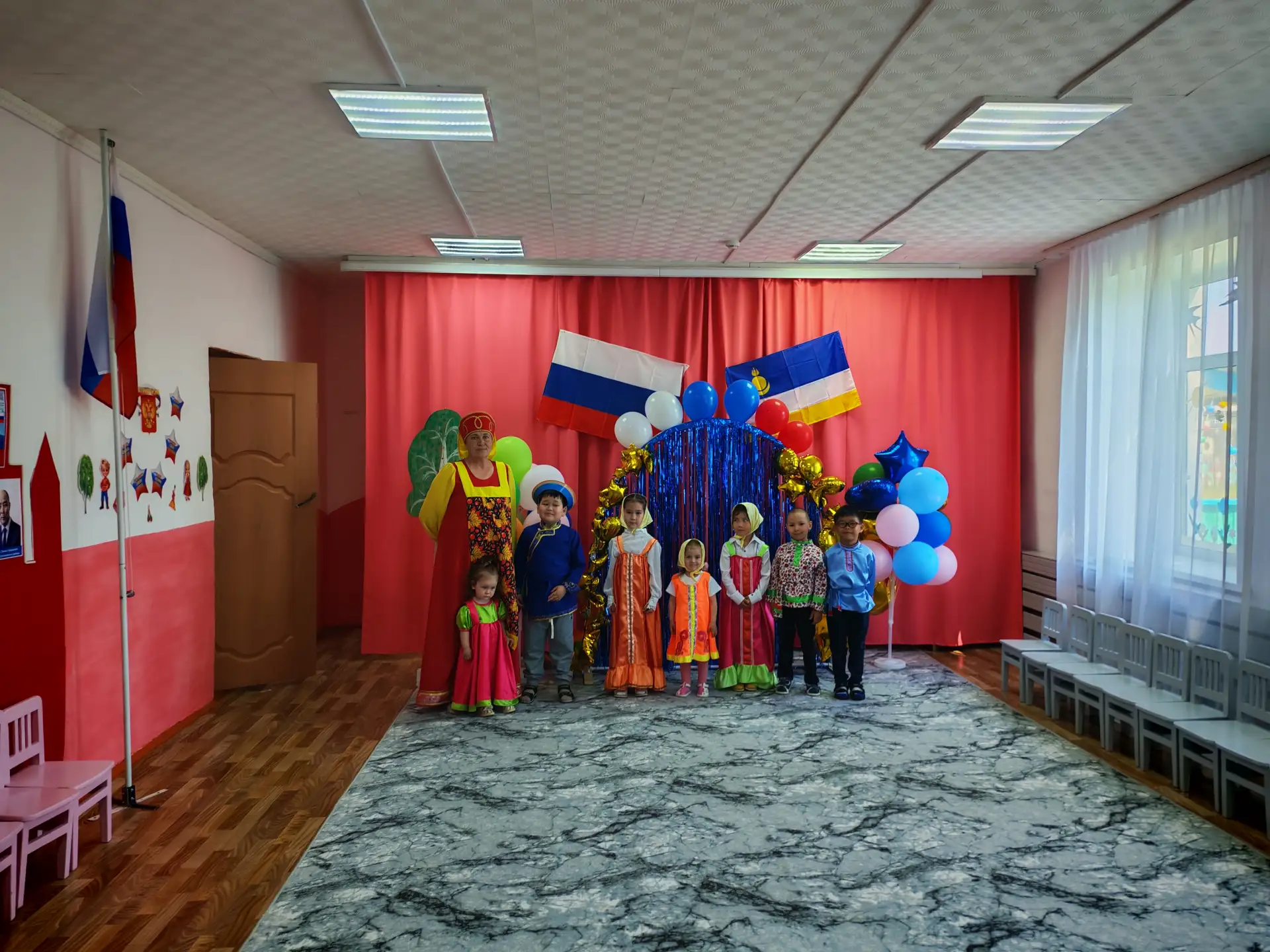 🎉 День России в нашем детском саду: праздник творчества и патриотизма! 🎉

📅11 июня мы вместе с ре