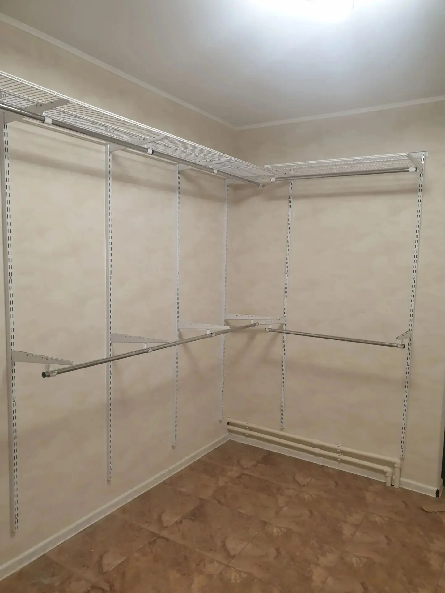 🥺Когда ремонт  никак не подходит к завершению))), а переезжать уже пора.