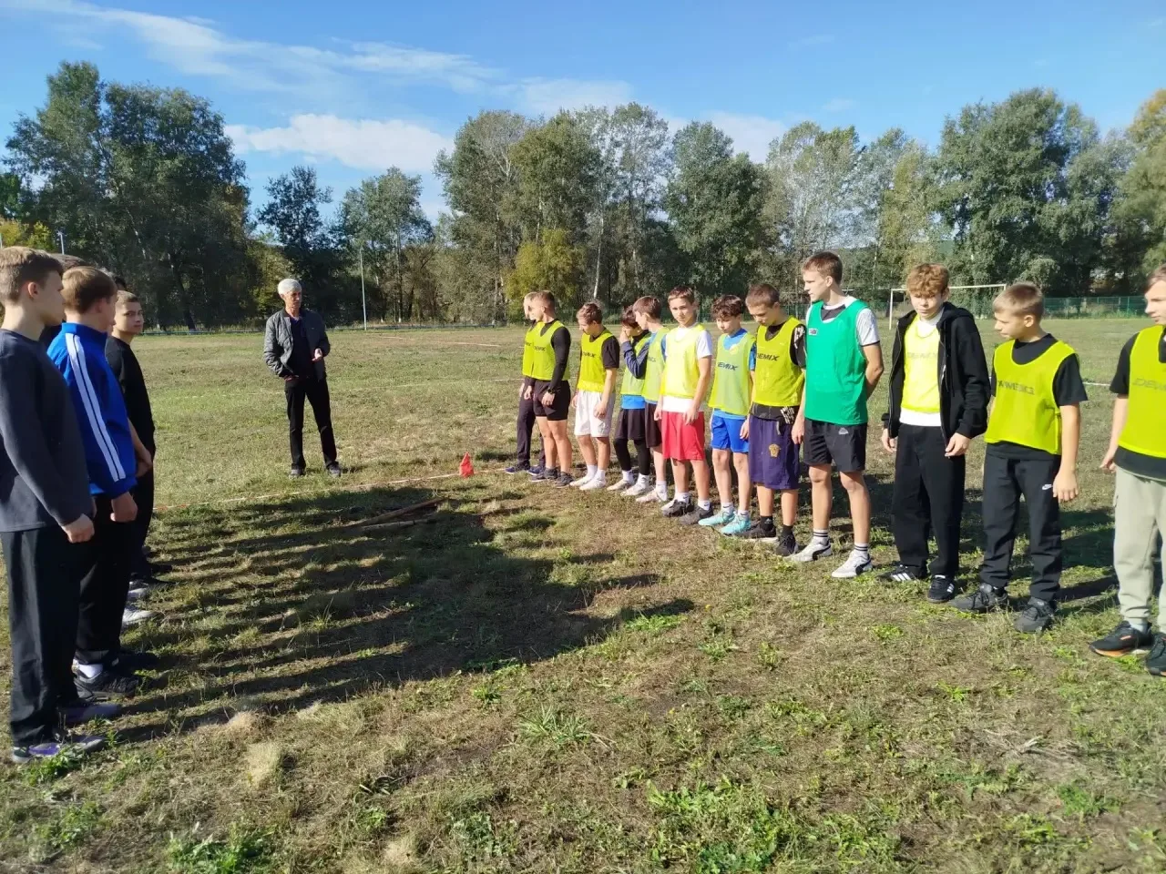 Завершились муниципальные соревнования по русской лапте среди юношей и девушек. Турнир,...