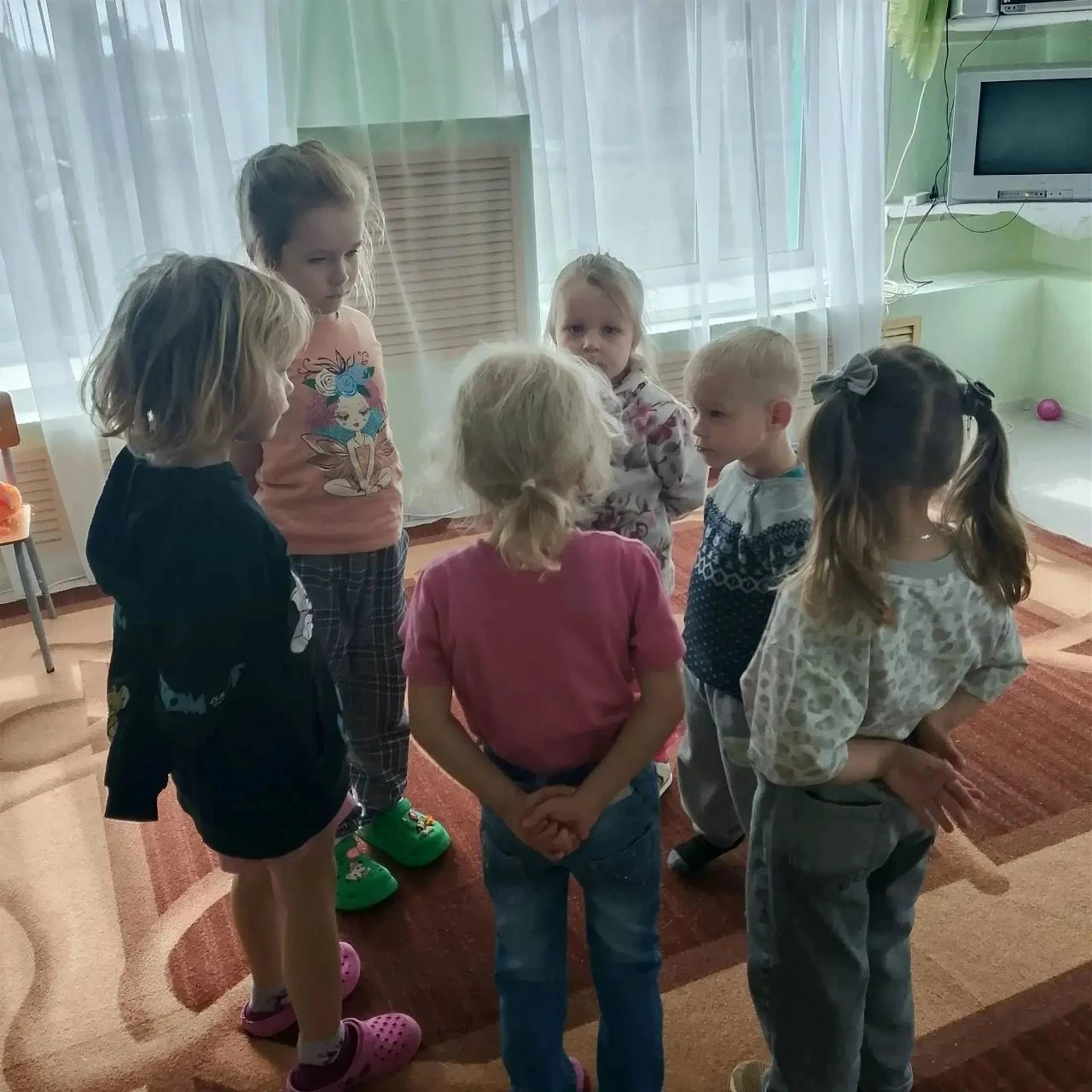 Цель подвижных игр  в детском саду 25 п. Мордвиновка — всестороннее развитие личности, ...