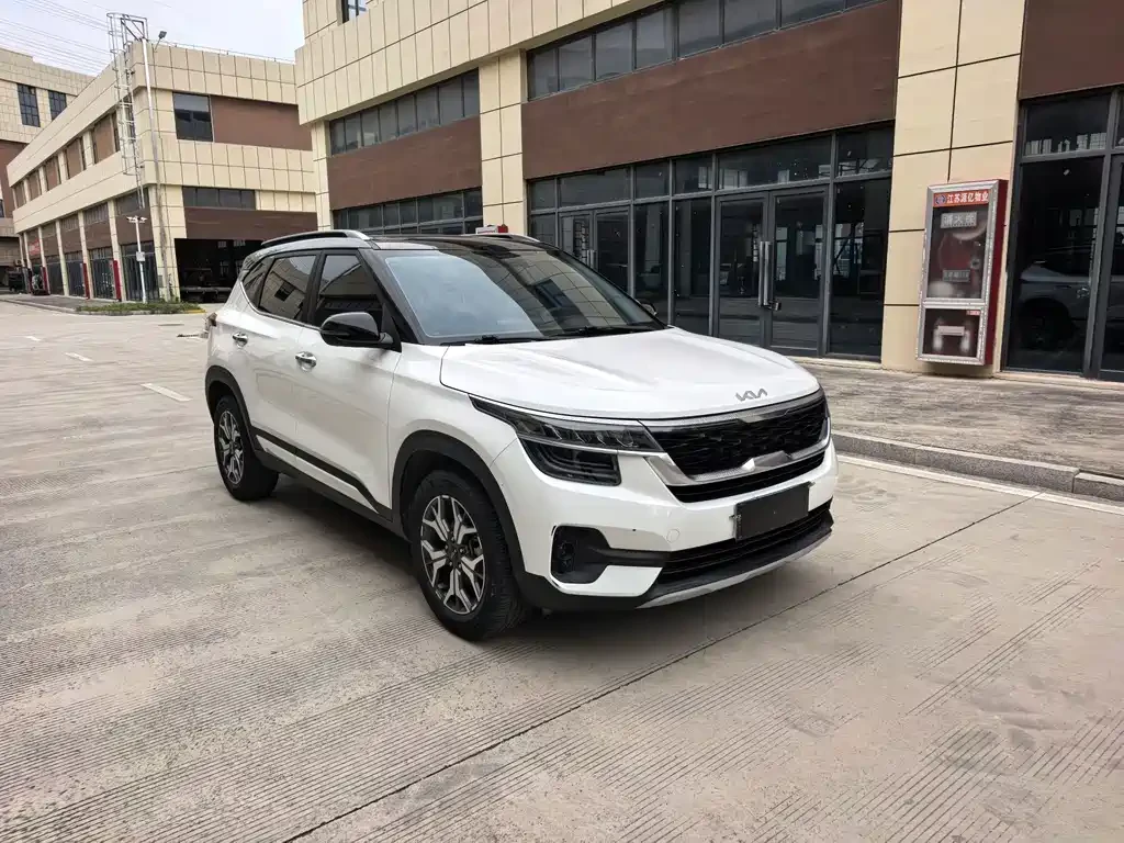 🚗 Kia KX3, 2022