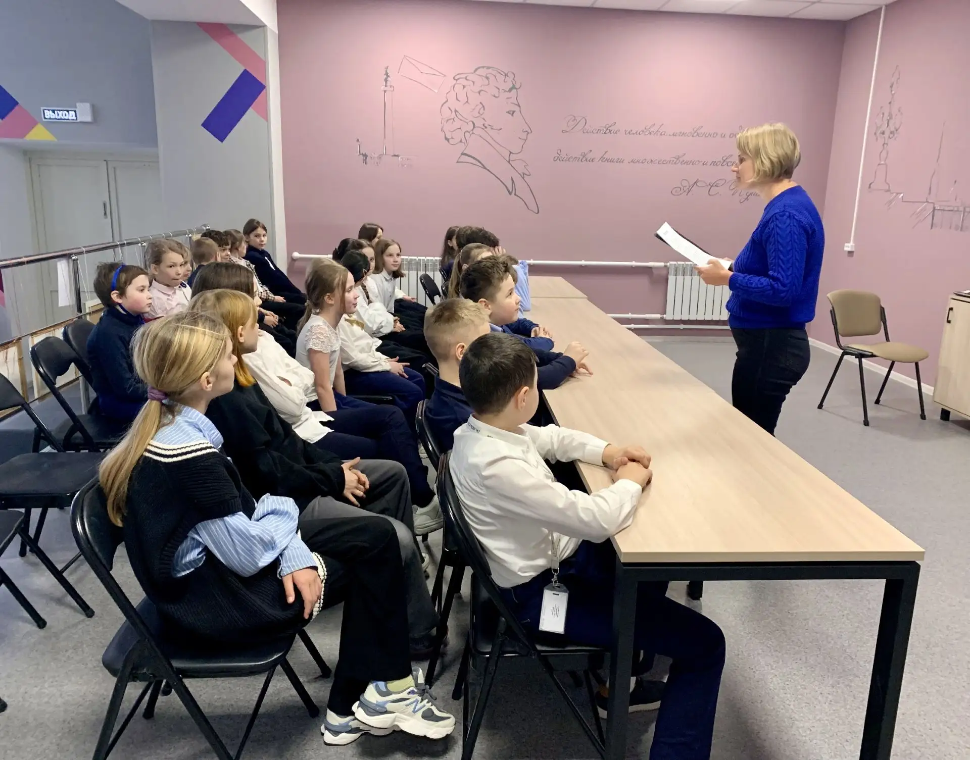 Наука открывает перед нами удивительные возможности! 🔍Учащиеся 3-7 класса посетили библиотеку «Рондо