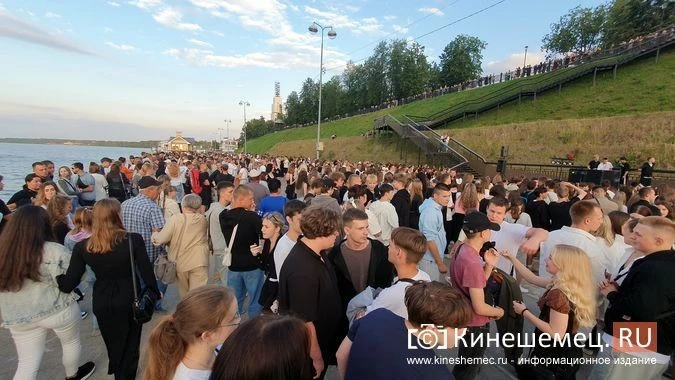 Главную сцену Дня Кинешмы-2026 установят на нижней набережной Волжского бульвара

27 июня Кинешма от