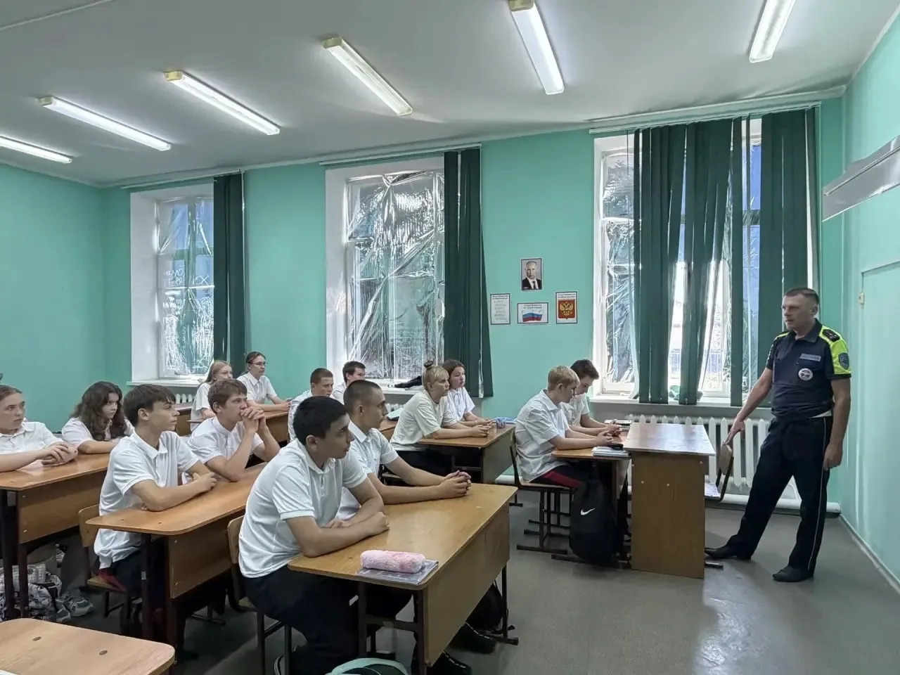 В рамках Всероссийской недели безопасности дорожного движения в МБОУ Летницкой СОШ № 16...